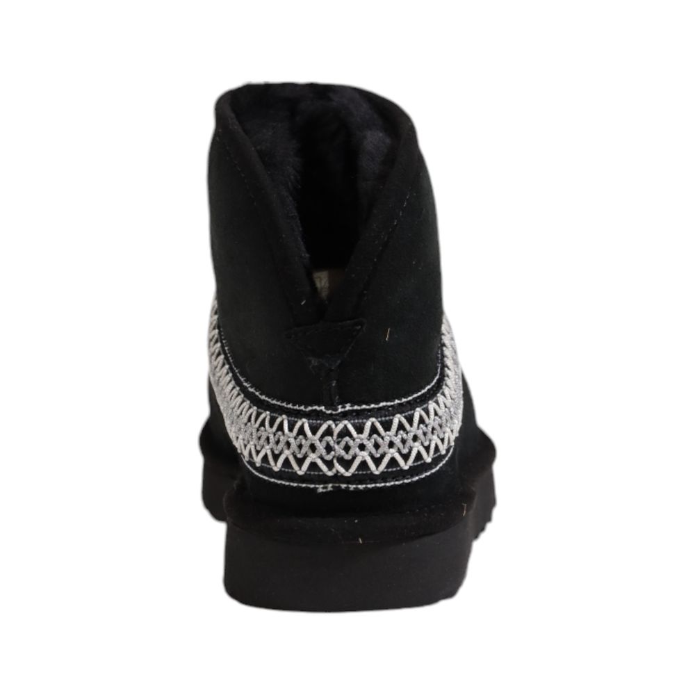 Schwarze Wildlederstiefel