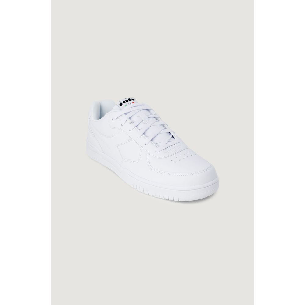 Weißer Sneaker aus Kunstleder