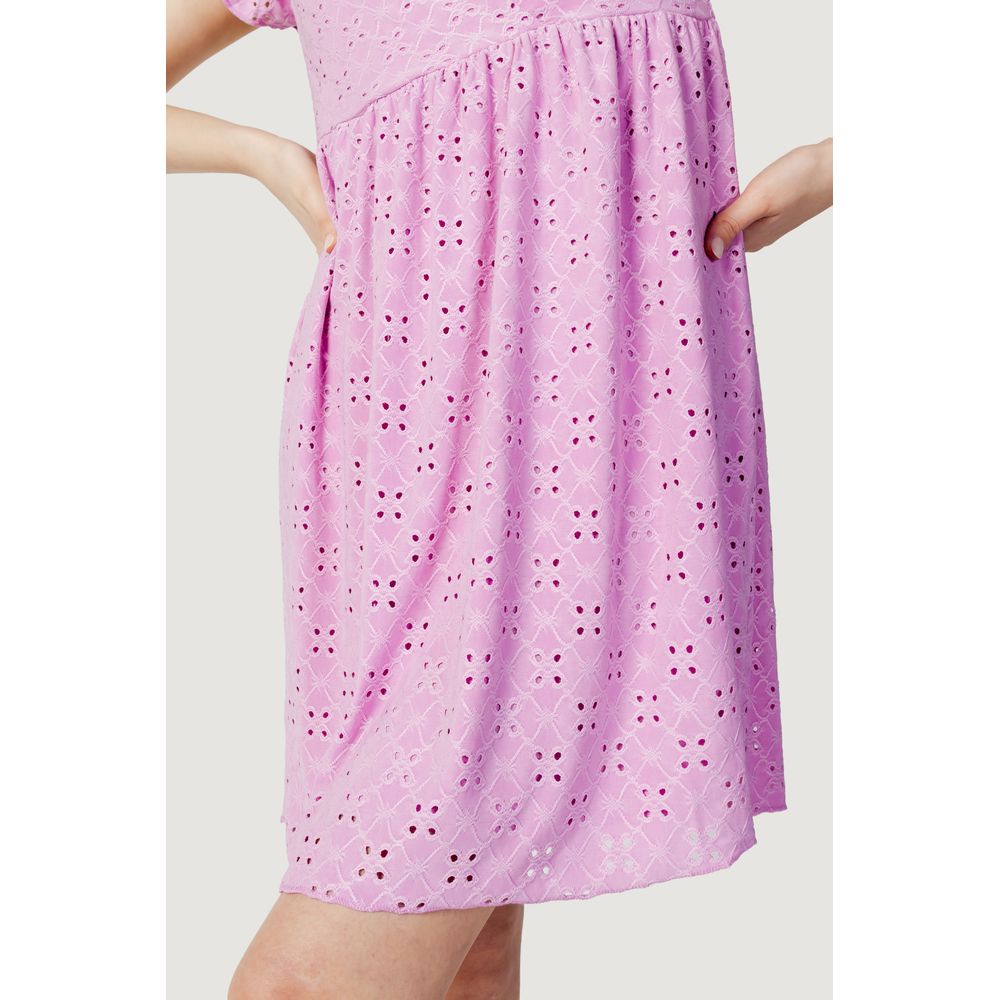 Mehrfarbiges Kleid aus Polyethylen