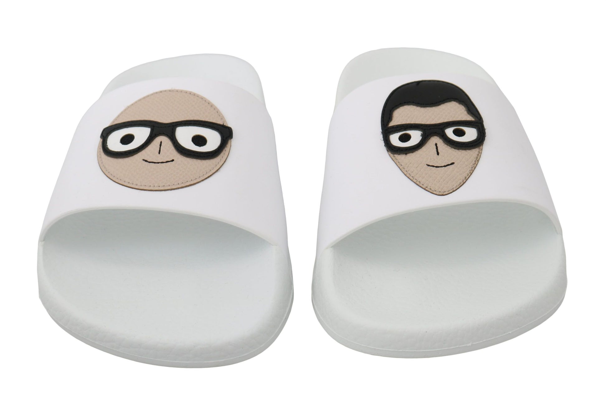 Schicke weiße Slide-Sandalen – luxuriöse Sommerschuhe