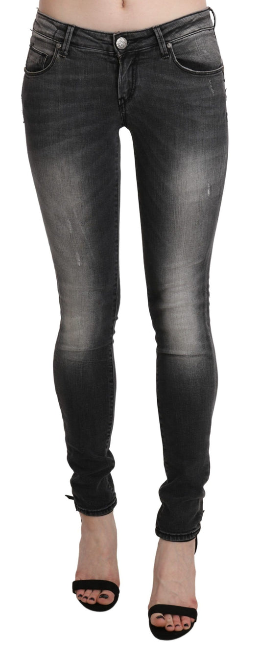 Schicker Skinny-Jeansstoff mit niedriger Taille und verwaschenem Schwarz