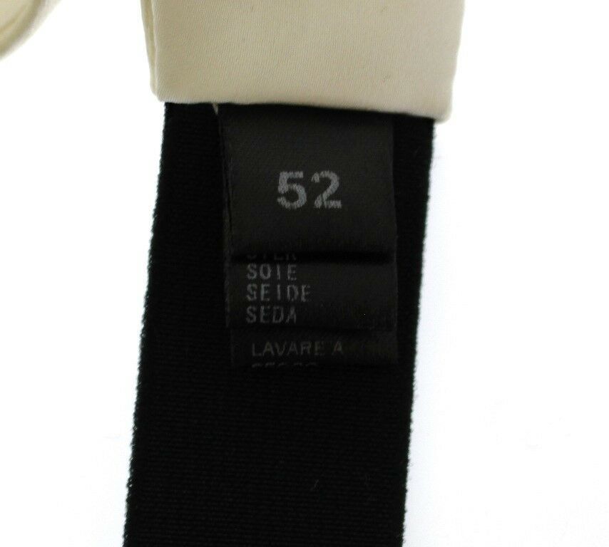 Exklusiver Abendkummerbund aus weißer Seide