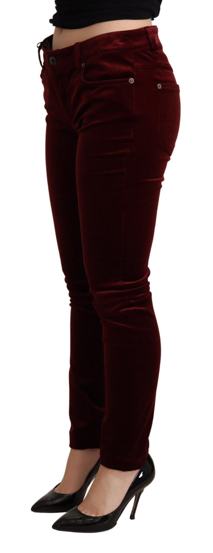 Exquisite bordeauxrote Skinny Hose