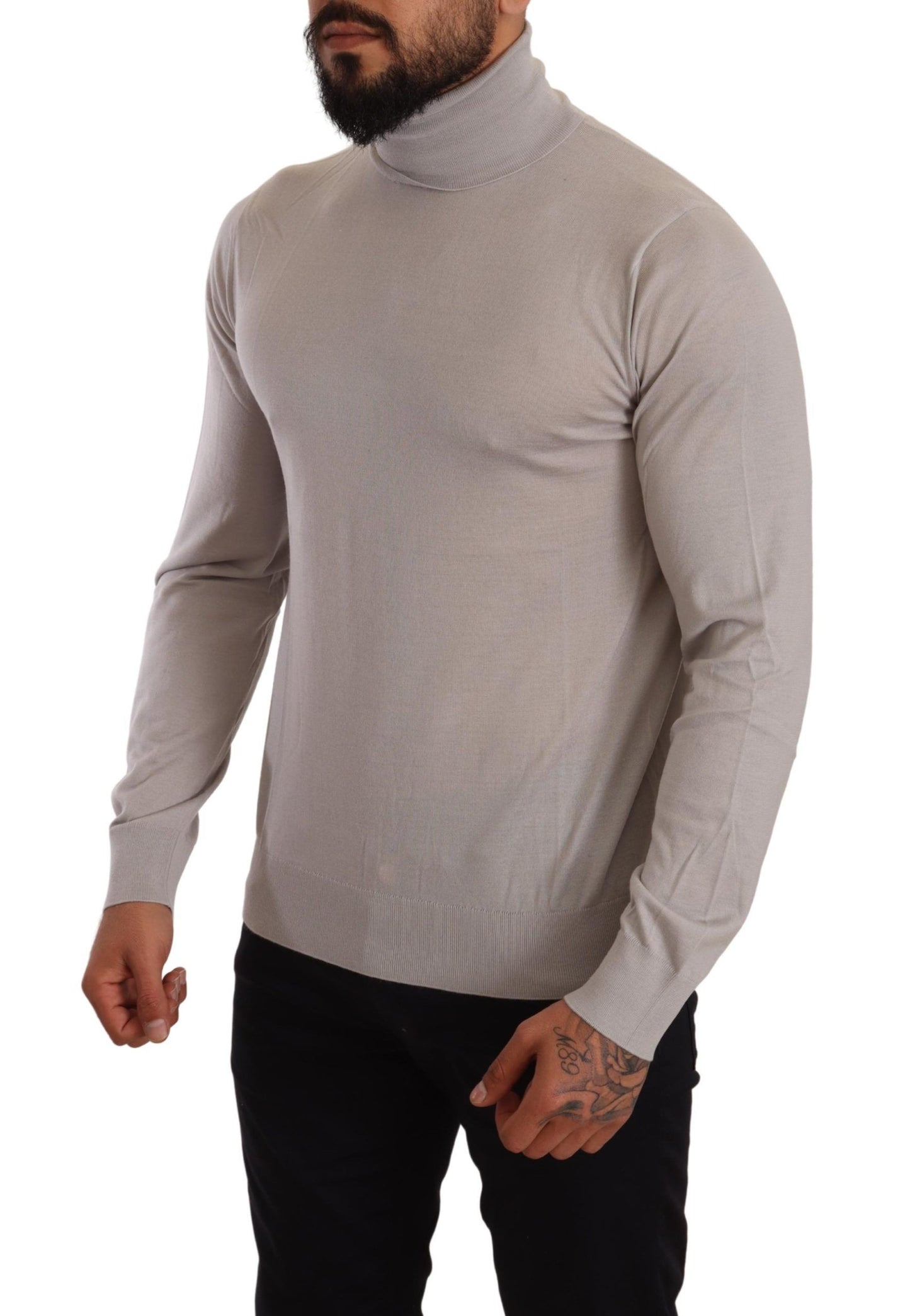Eleganter hellblauer Rollkragenpullover aus Kaschmir