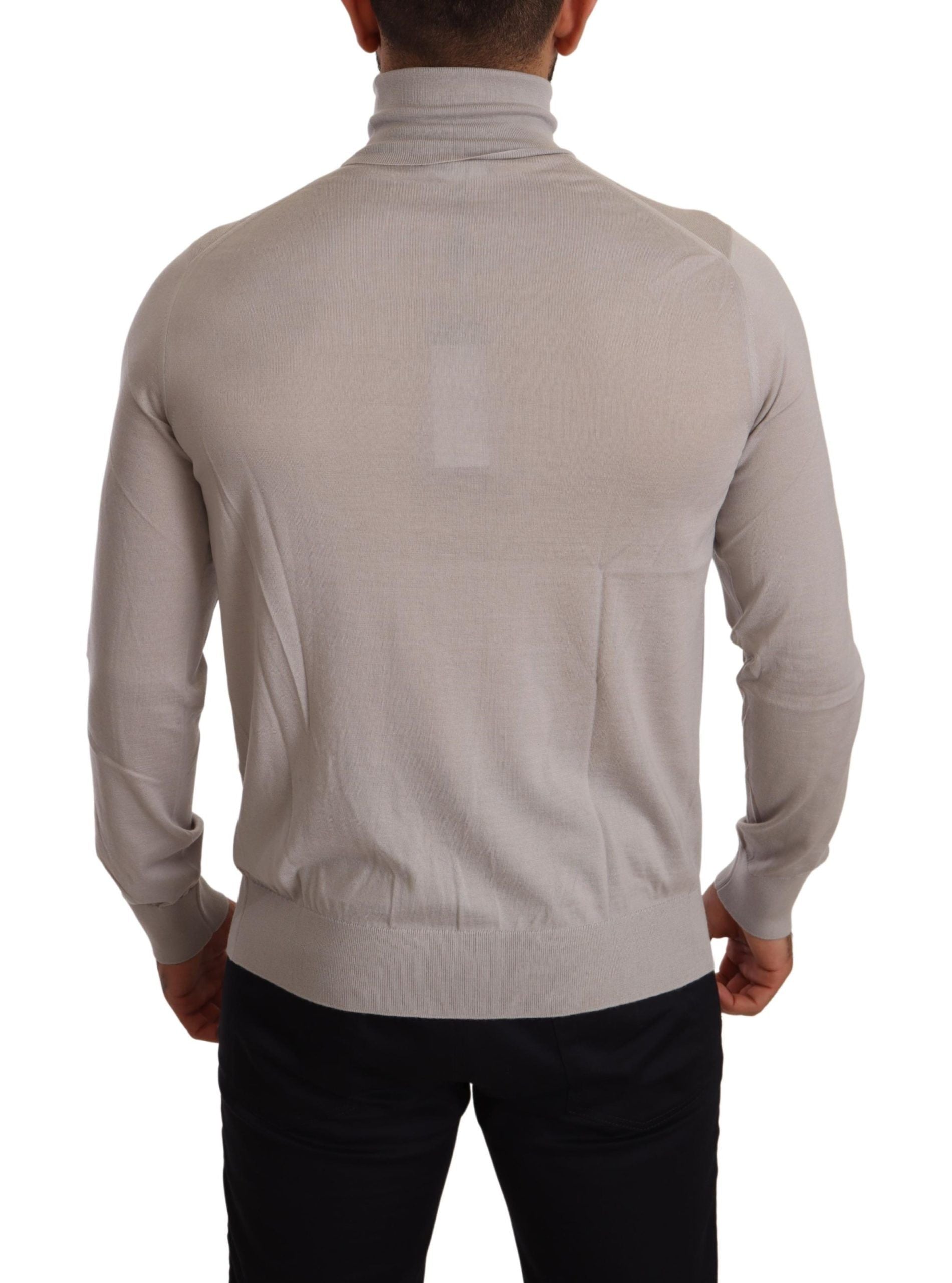 Eleganter hellblauer Rollkragenpullover aus Kaschmir