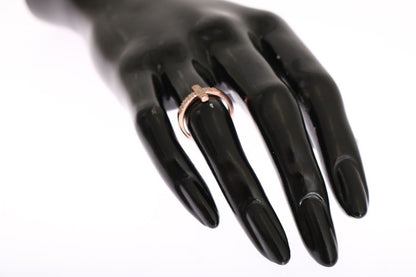 Eleganter Silberring mit rosa Kristallbesatz
