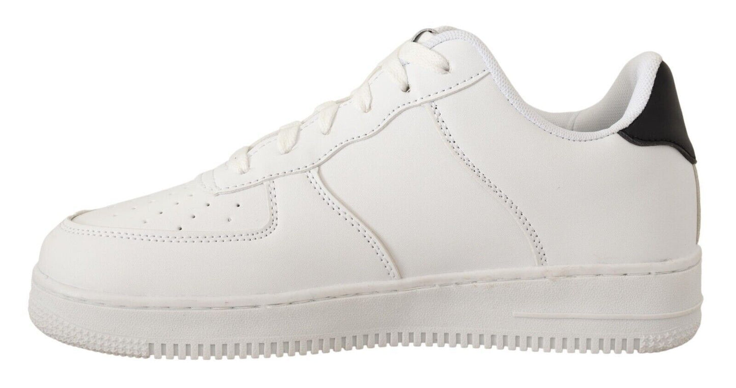 Schicke Low-Top-Sneakers aus weißem Leder