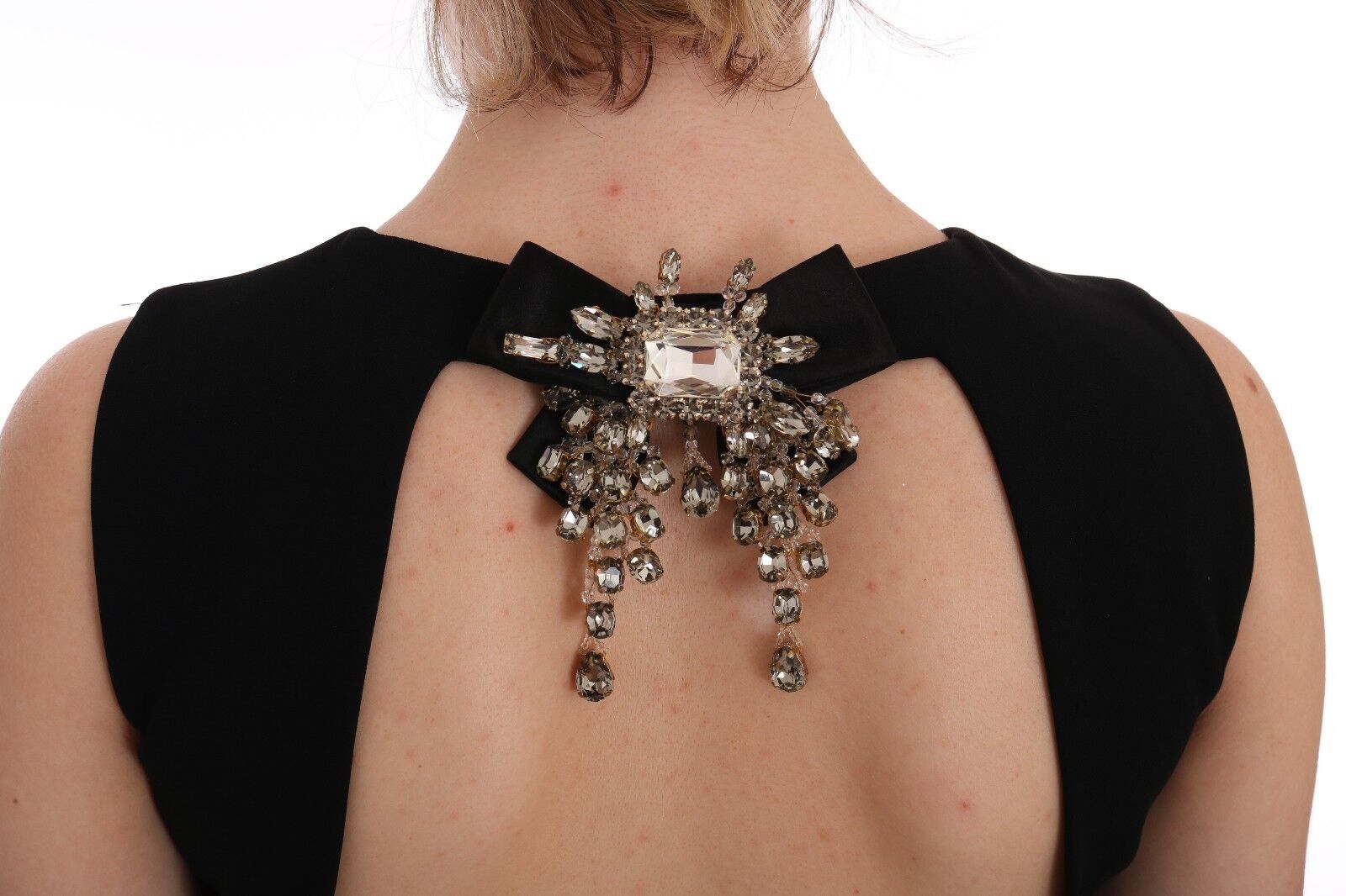 Elegantes knielanges Etuikleid mit Kristallen