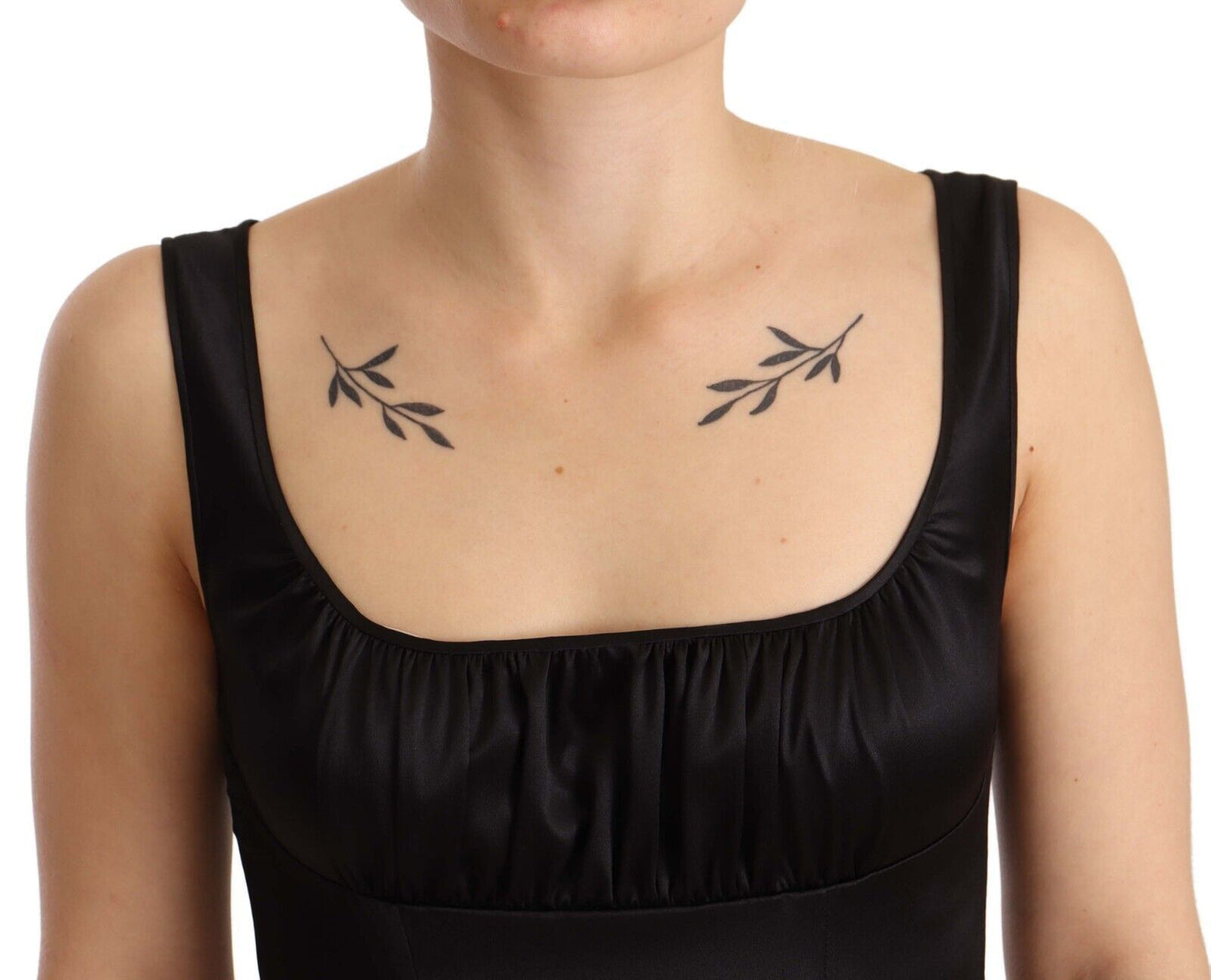 Elegantes schwarzes Midi-Etuikleid aus Seide