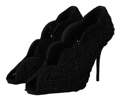 Elegante schwarze Stilettos aus Spitze