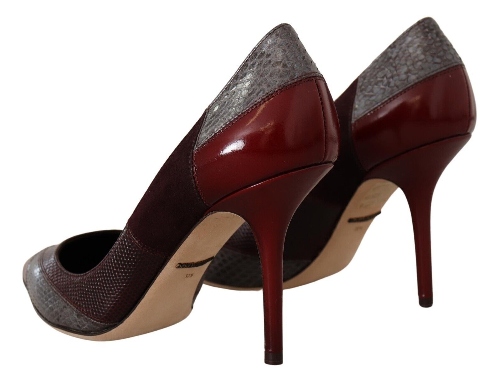 Mehrfarbige Pumps aus exotischem Leder