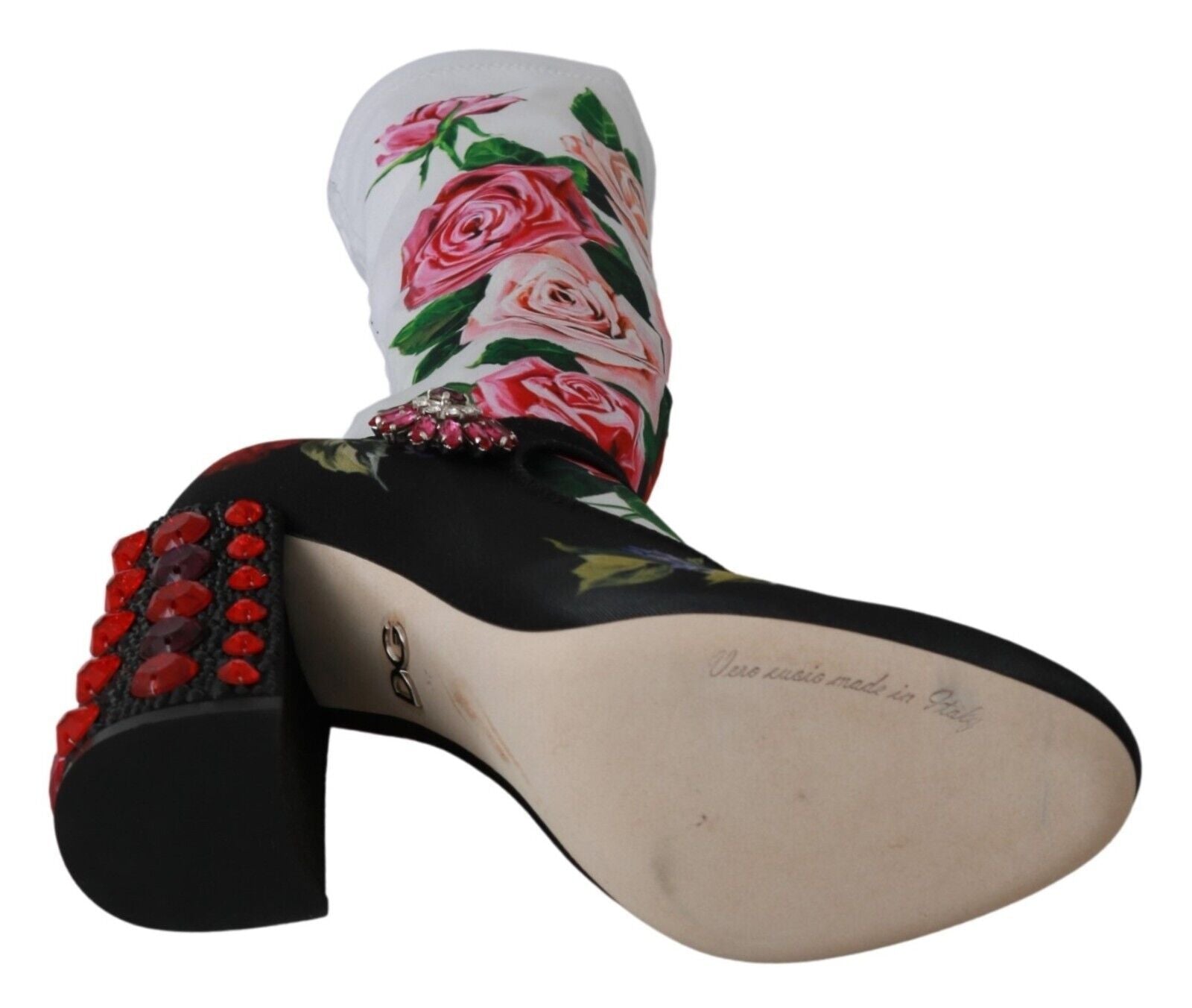 Sockenstiefel mit Blumenverzierung