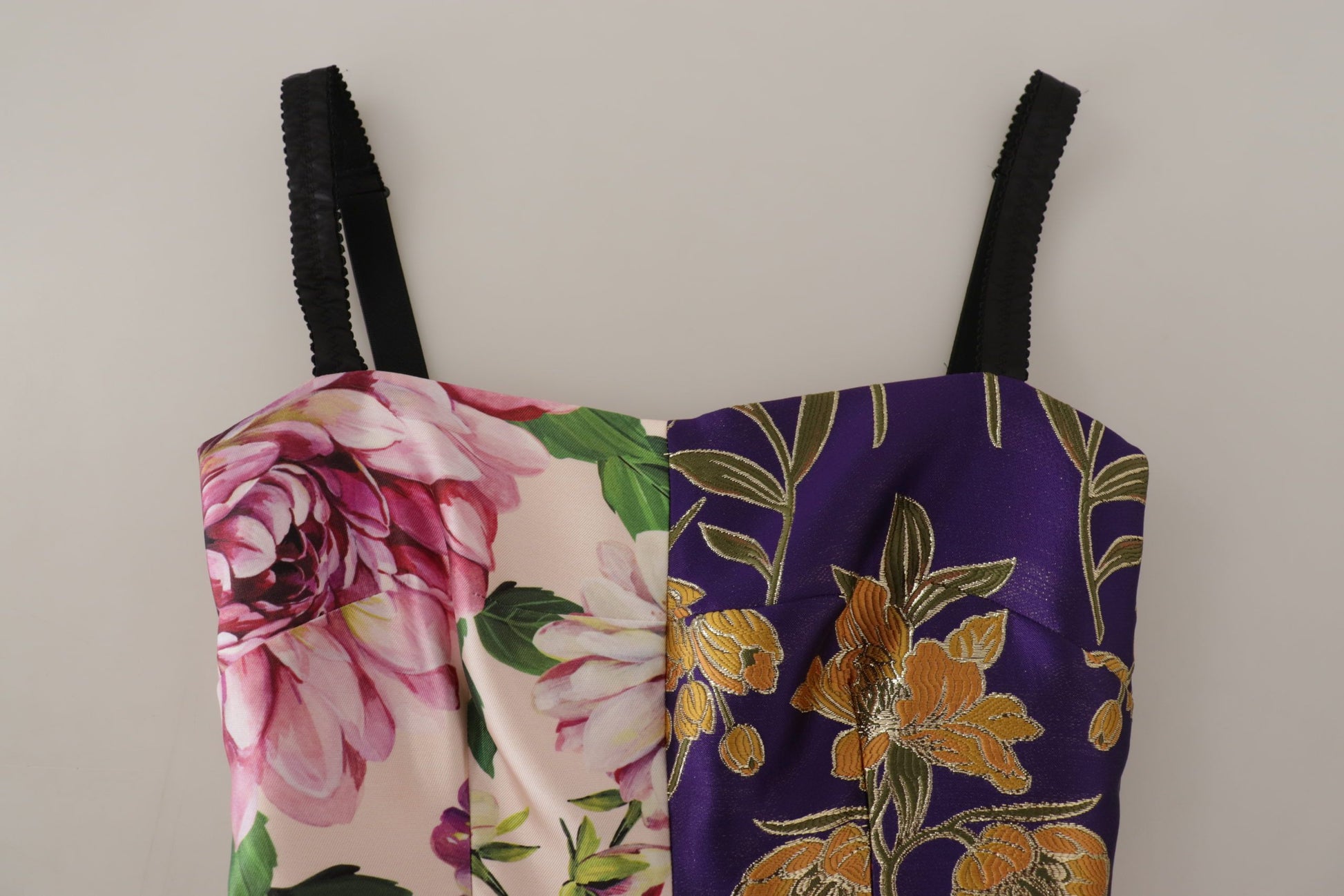 Elegantes Patchwork-Kleid aus Seidenmischung