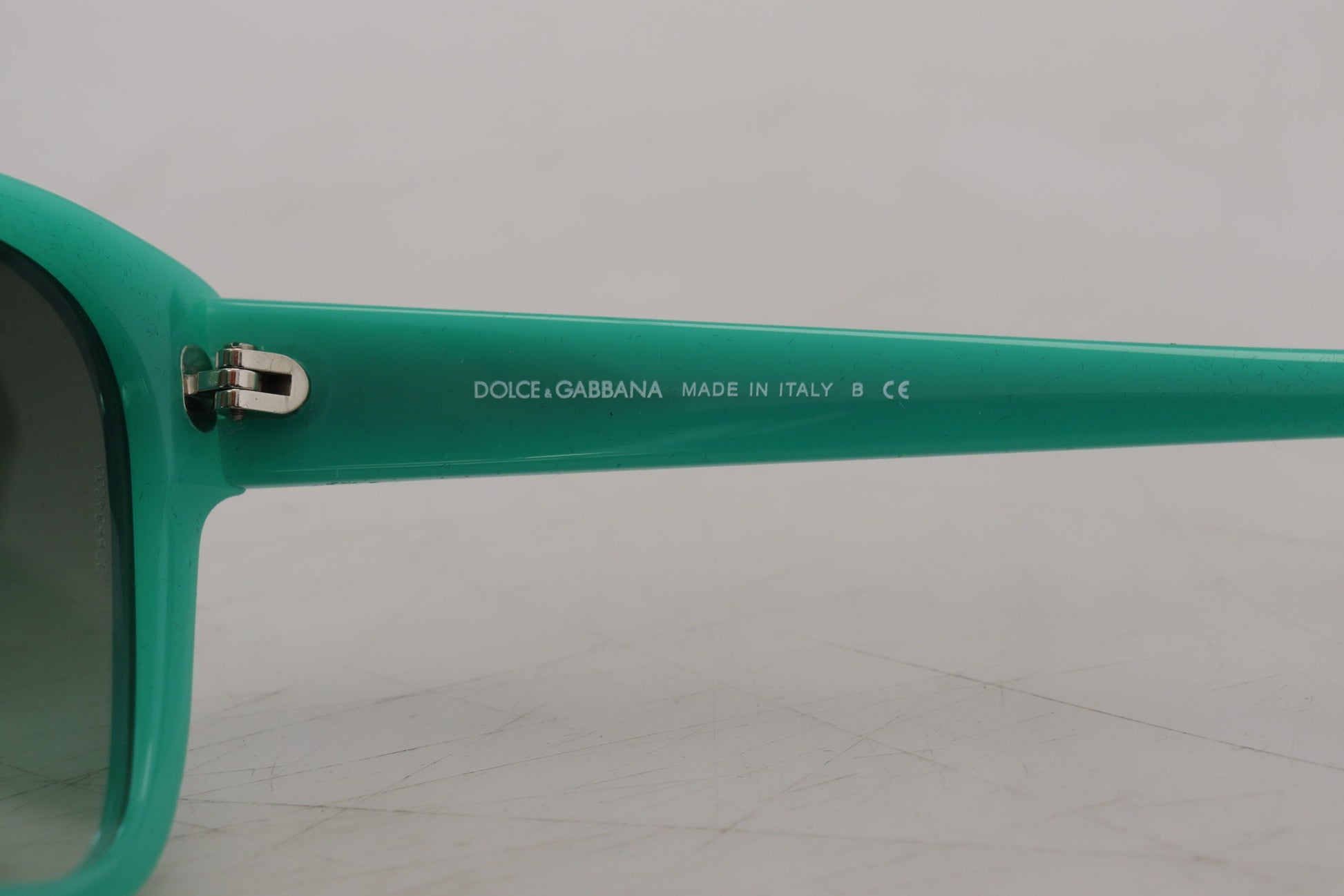 Rätselhafte quadratische Sonnenbrille mit Sternenmuster