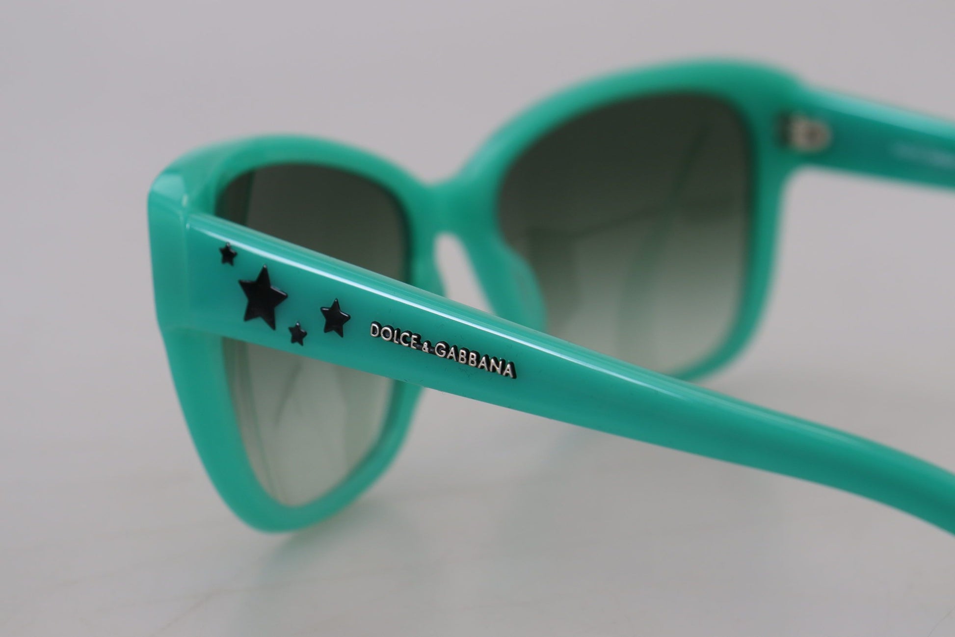 Rätselhafte quadratische Sonnenbrille mit Sternenmuster