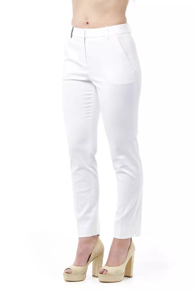 Schicke Hose mit Zigarettenhose und hoher Taille