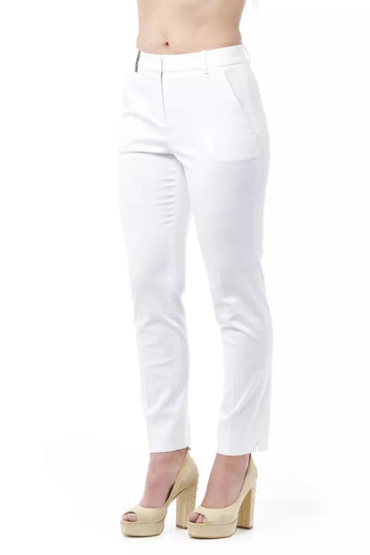 Schicke Hose mit Zigarettenhose und hoher Taille