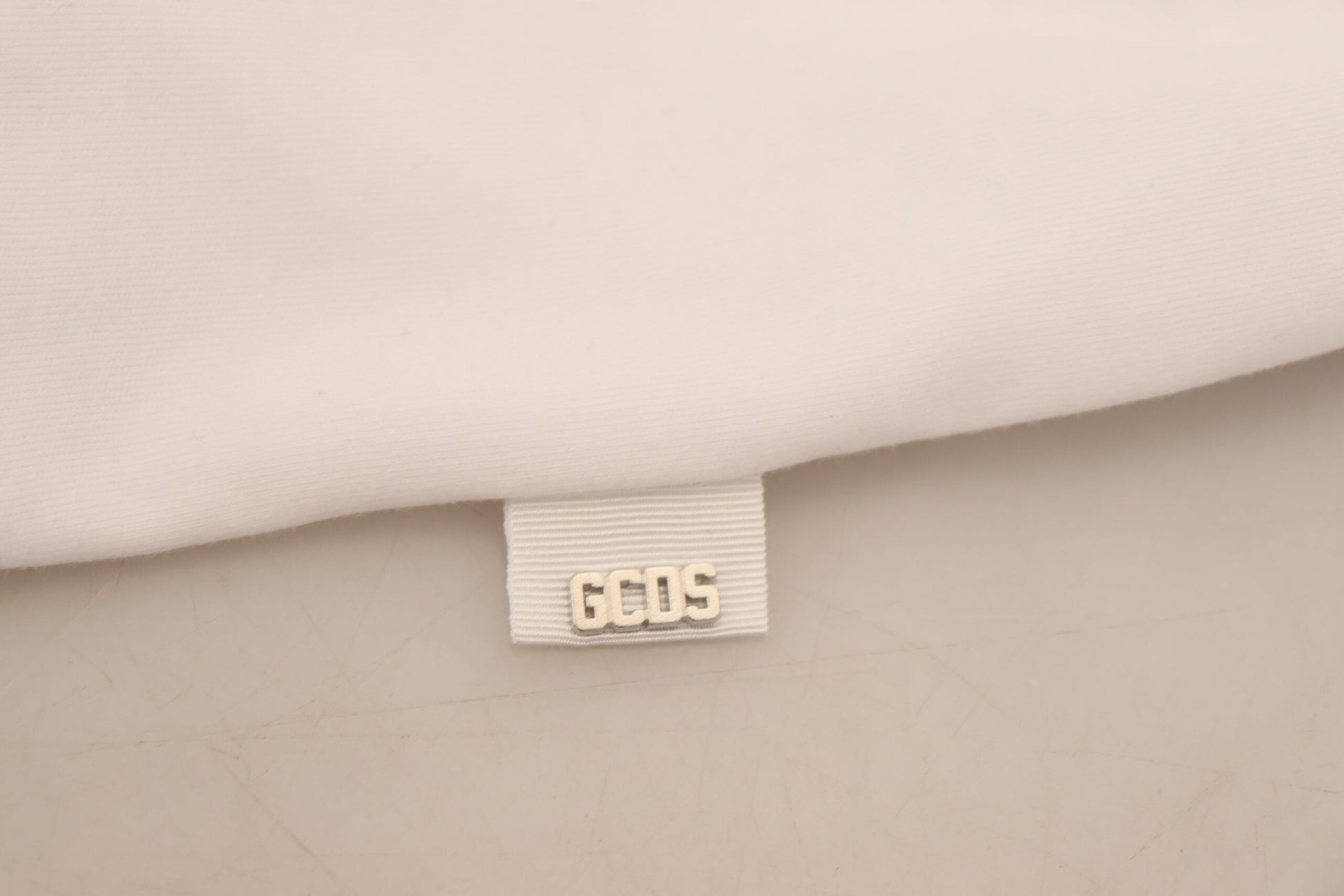 Atemberaubendes authentisches GCDS-Baumwoll-T-Shirt