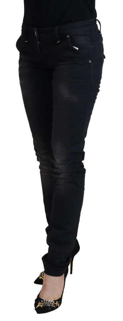 Schicke, schwarze, verwaschene Skinny Jeans mit niedriger Taille