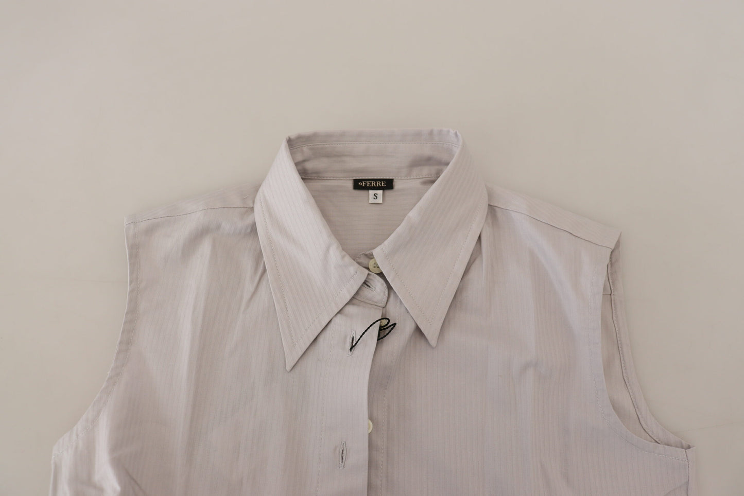 Elegantes ärmelloses Polo-Top aus Baumwolle