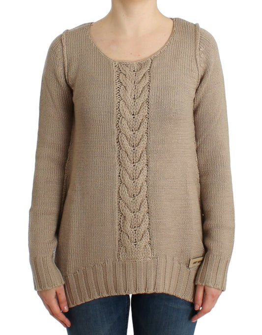Eleganter, beiger Strickpullover mit Rundhalsausschnitt