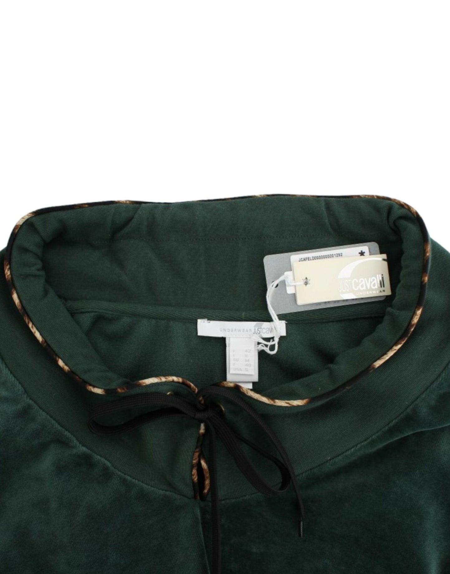 Eleganter grüner Pullover mit Strass-Detail