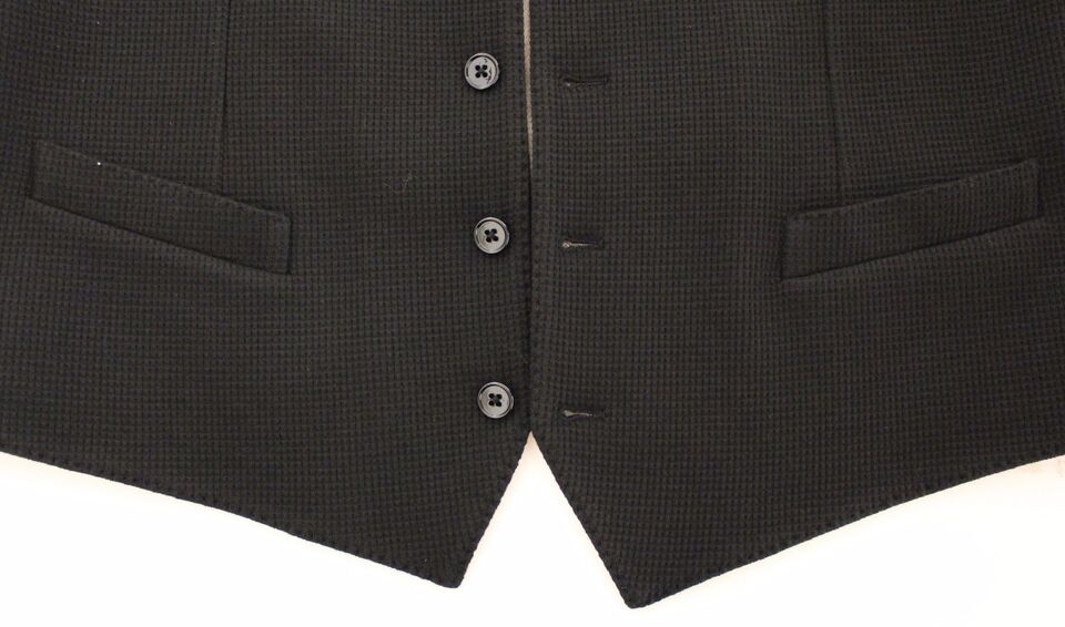 Elegante schwarze Seidenweste