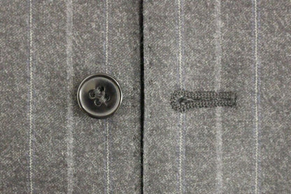Elegante grau gestreifte Weste