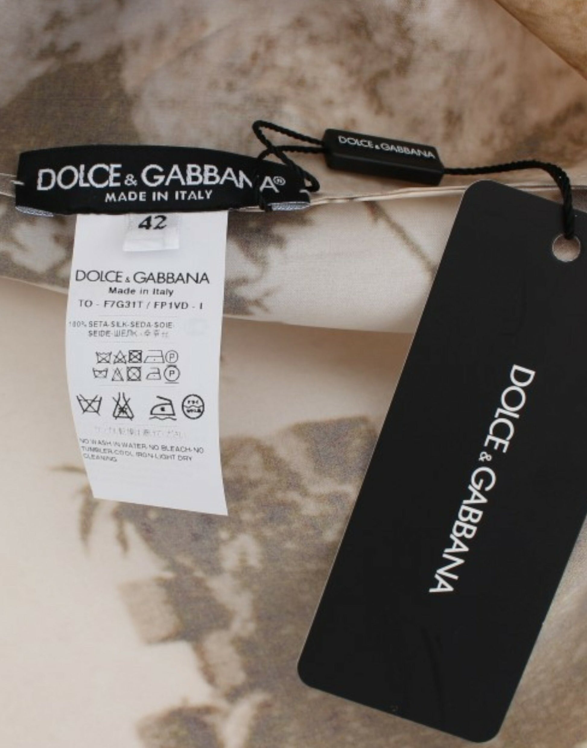 Seidenbluse mit „Enchanted Sicily Taormina“-Print