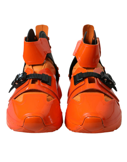 Orangefarbener Breezy High-Top-Sneakers-Charme
