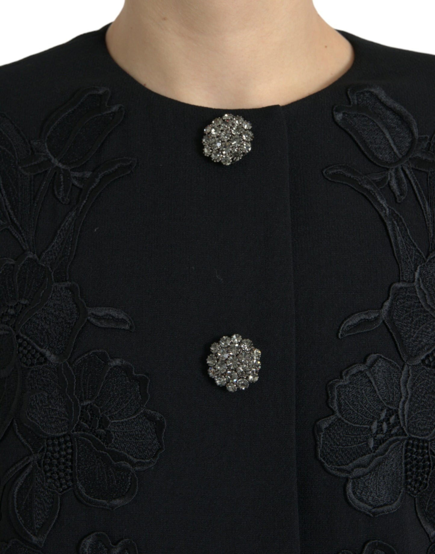Eleganter Trenchcoat aus Wolle mit Blumenmuster und Knöpfen