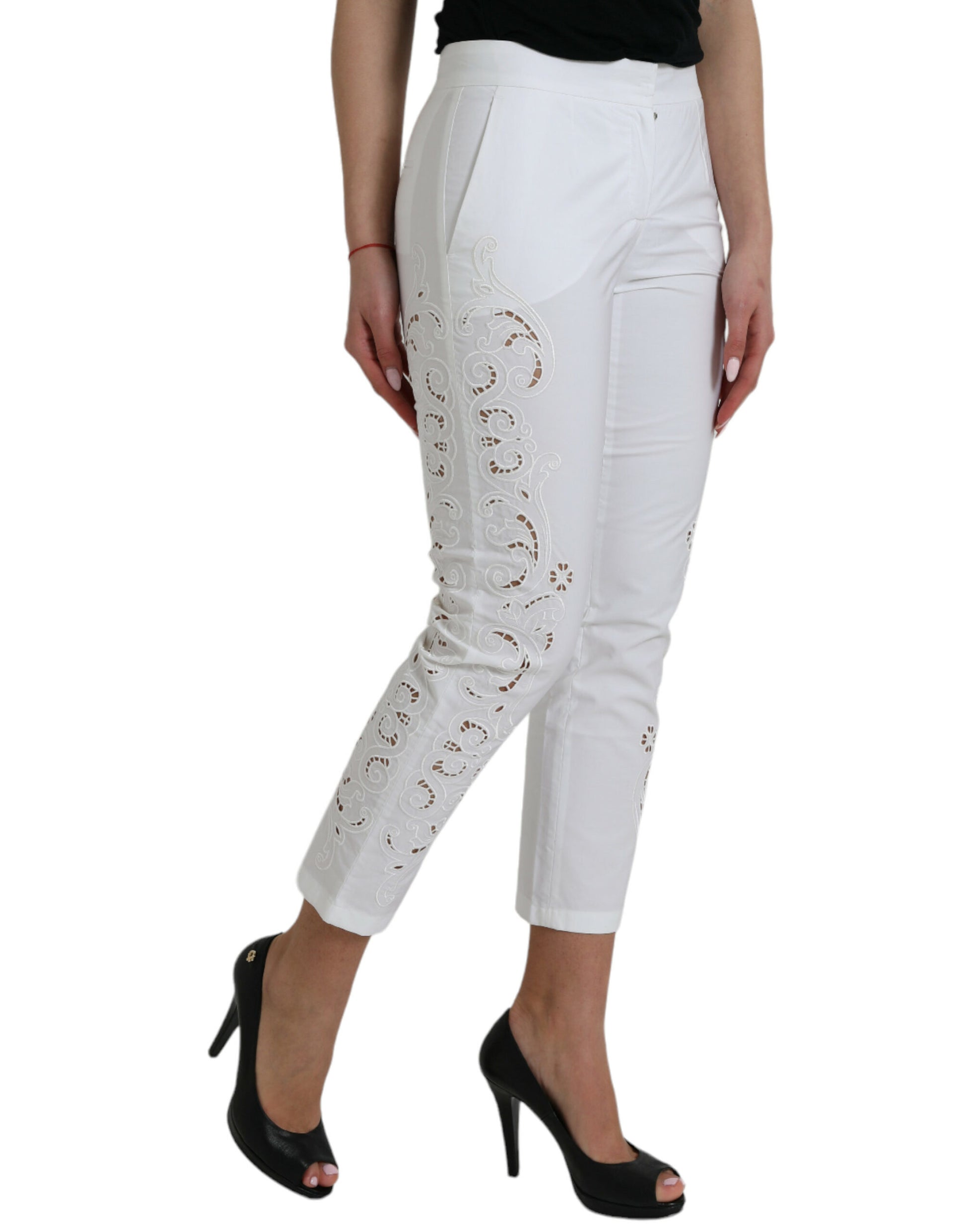 Elegante weiße konische Hose mit mittelhohem Bund