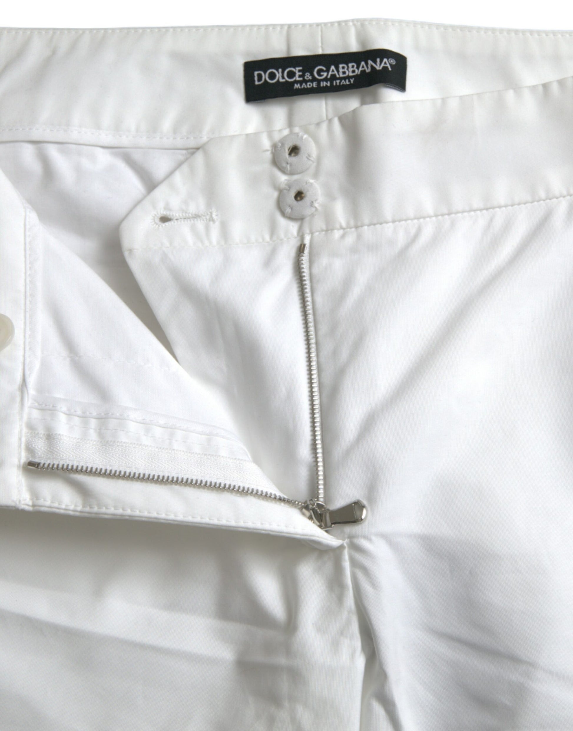 Elegante weiße konische Hose mit mittelhohem Bund