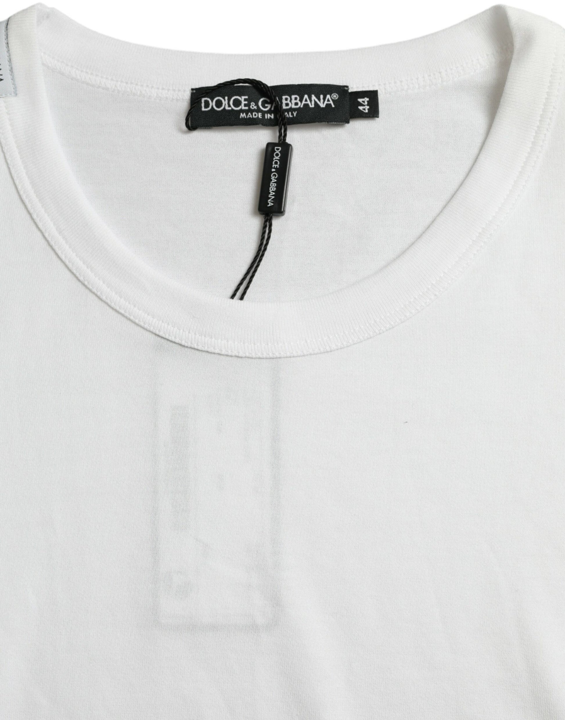 Weißes T-Shirt mit Rundhalsausschnitt und kurzen Ärmeln und Logo