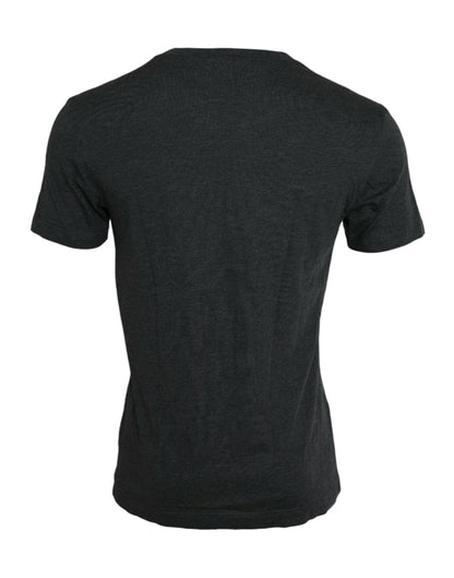 Graues T-Shirt mit Rundhalsausschnitt und kurzen Ärmeln und Logo-Print