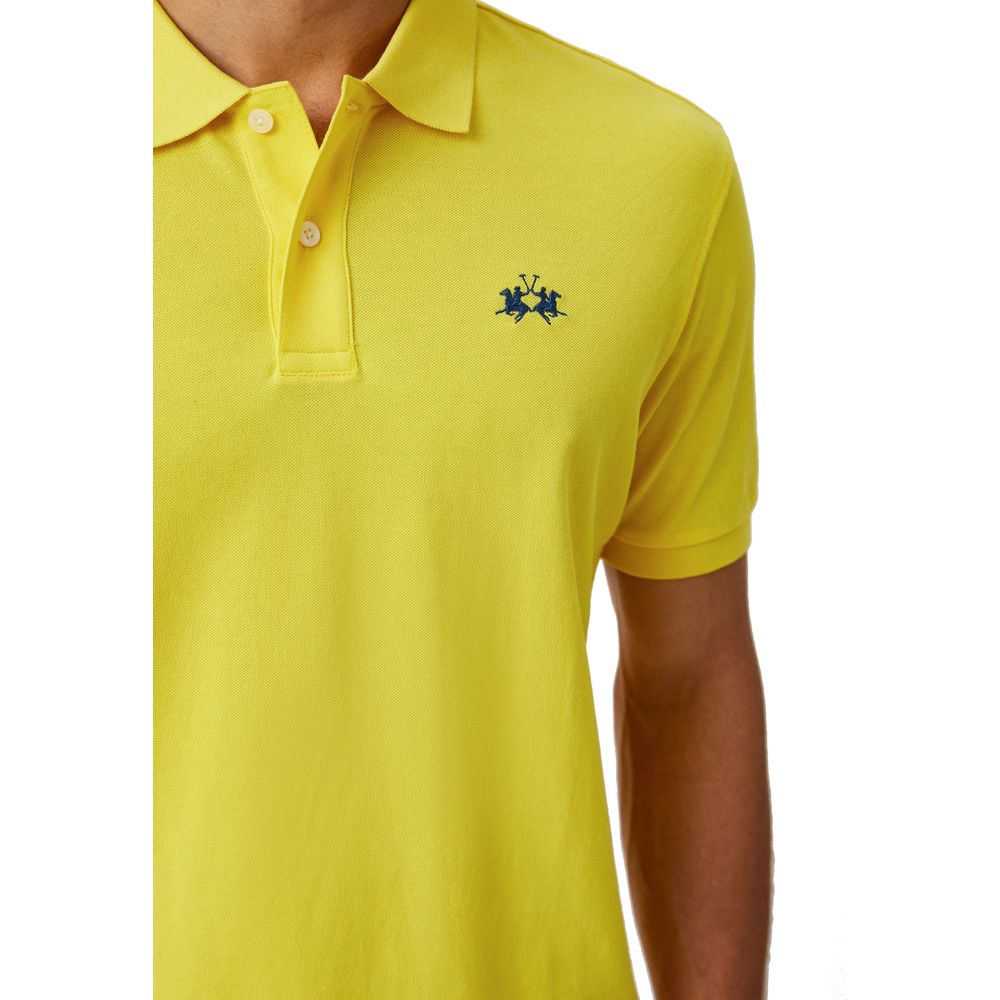 Sonnenverwöhntes Poloshirt aus Baumwolle