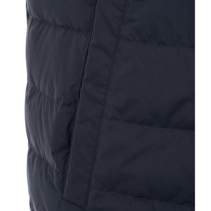 Schicke blaue Pufferweste für einen modernen Look