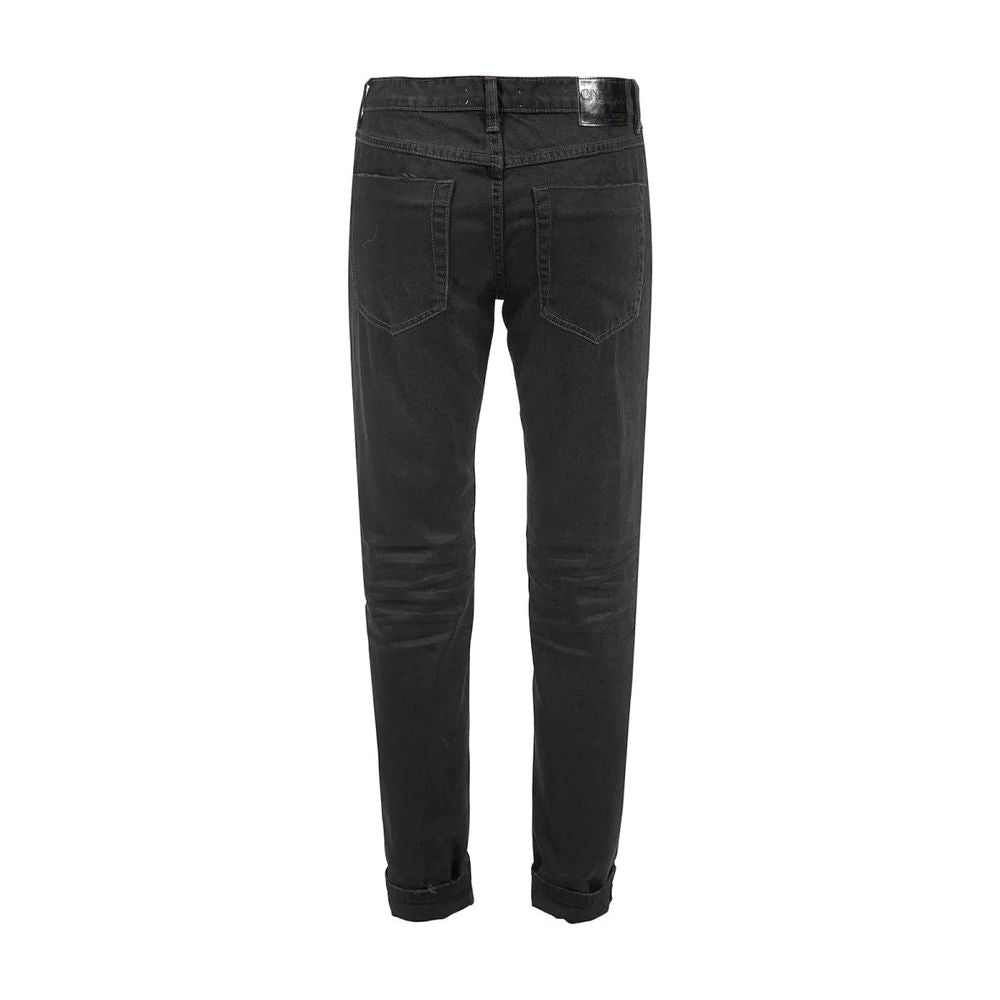 Schicke schwarze Jeans mit Flicken im Used-Look