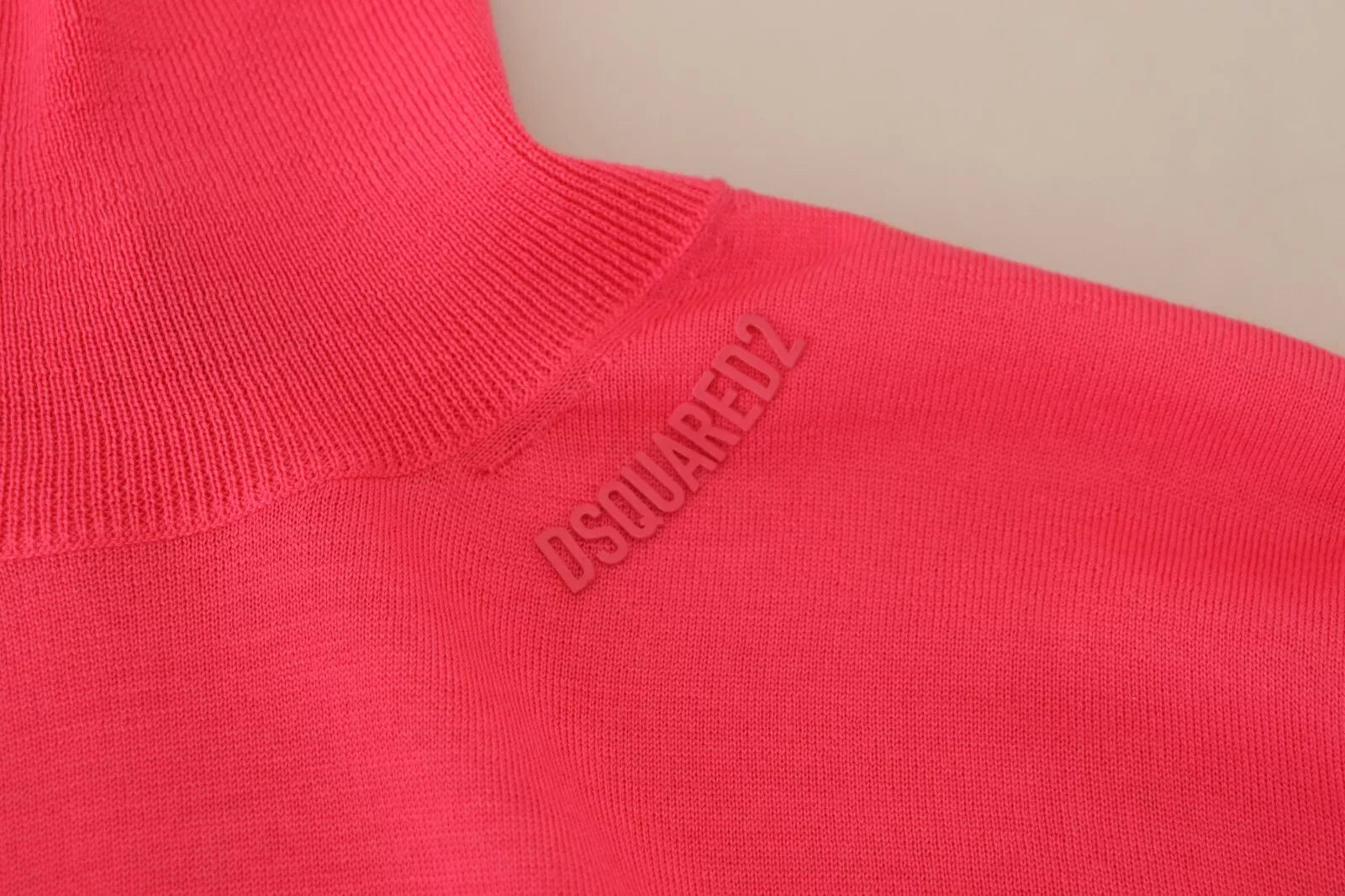 Rosa, einfarbiger, langärmeliger Rollkragenpullover für den Freizeitgebrauch