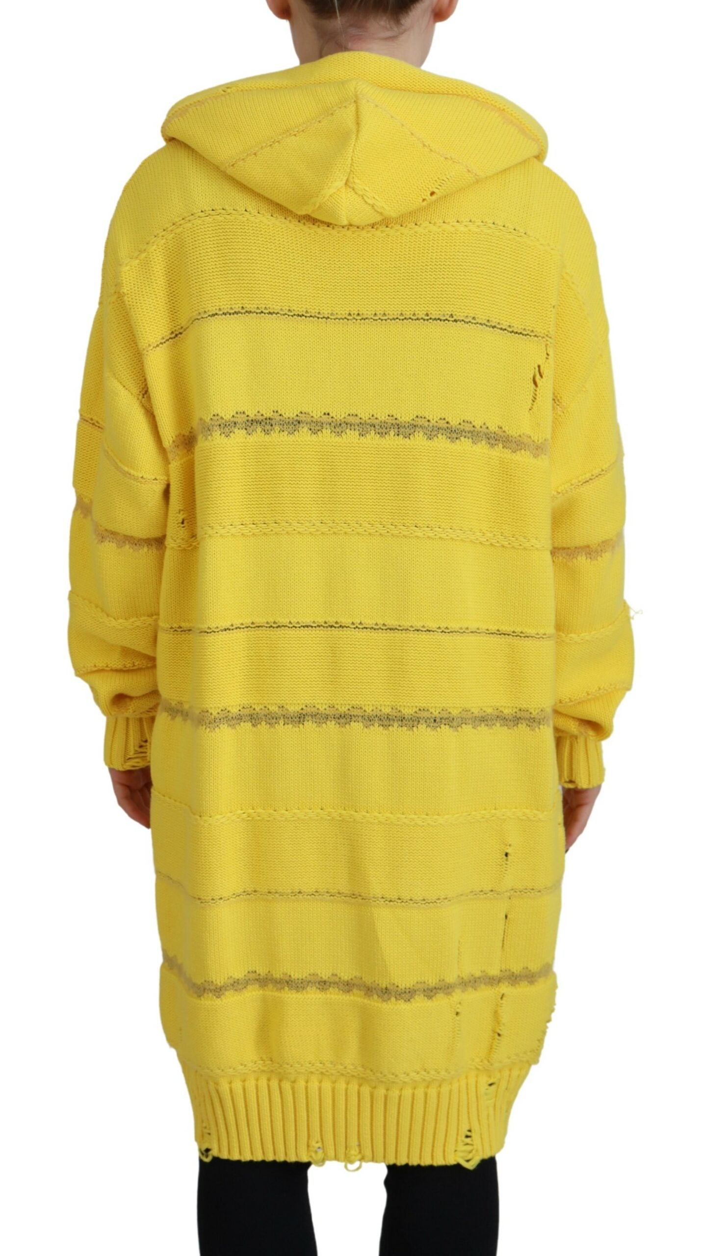 Gelber Pullover aus gestrickter Baumwolle mit Kapuze