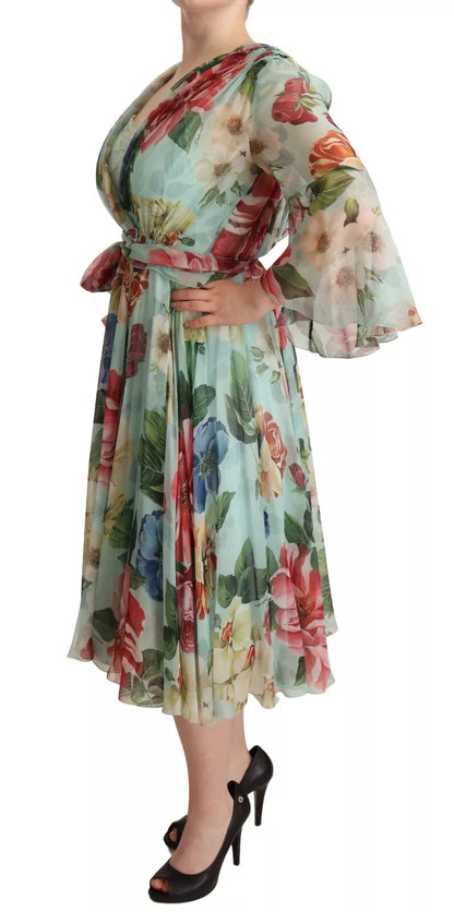Mehrfarbiges Wickelkleid aus grüner Seide