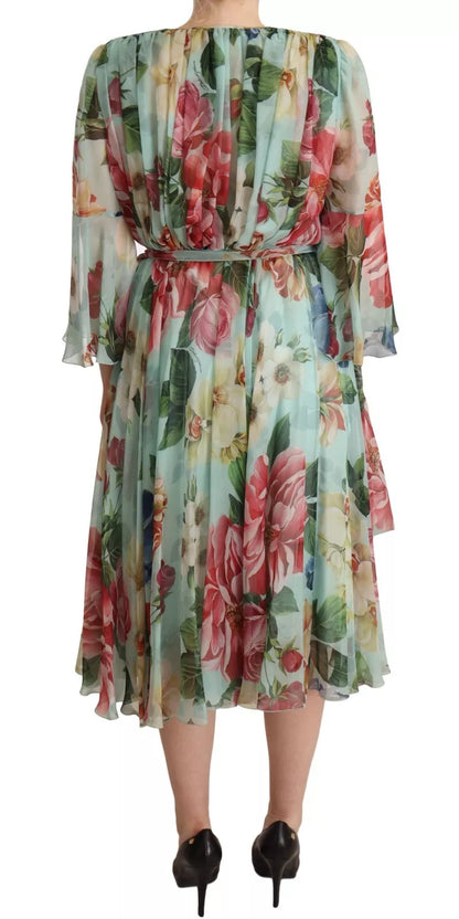 Mehrfarbiges Wickelkleid aus grüner Seide