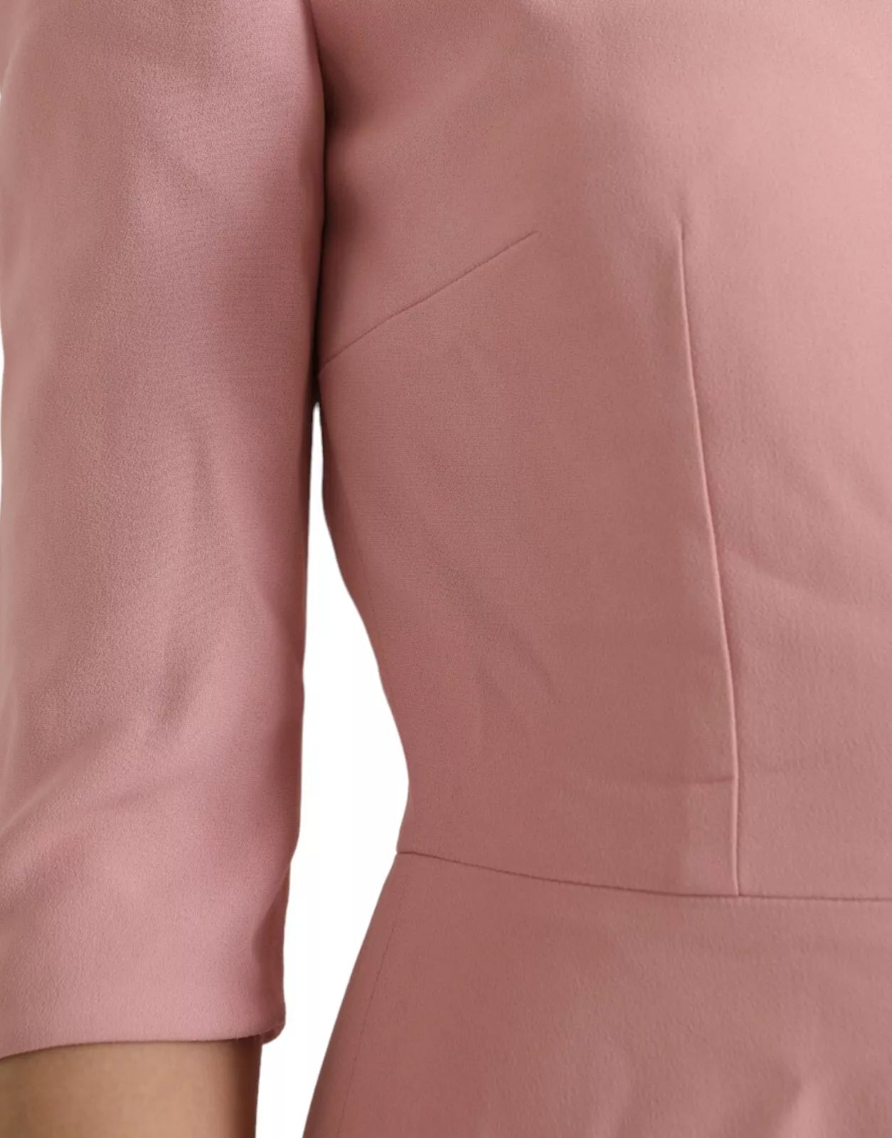 Rosa A-Linien-Kleid aus Viskose mit ausgestellten Ärmeln