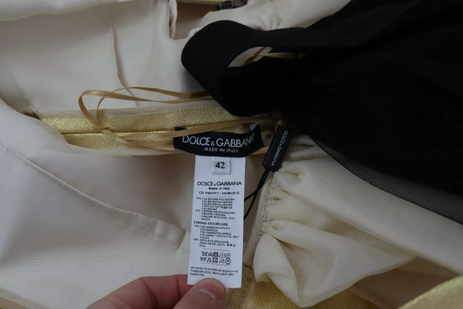 Ärmelloses A-Linien-Tüllkleid aus Polyester in Gold