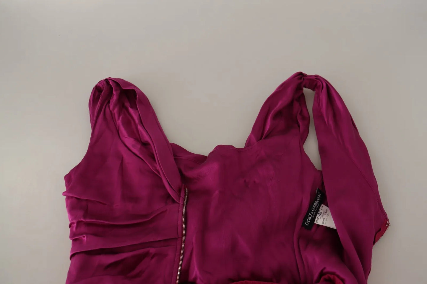 Meerjungfrau-Etuikleid aus Stretch-Seide in Fuchsia