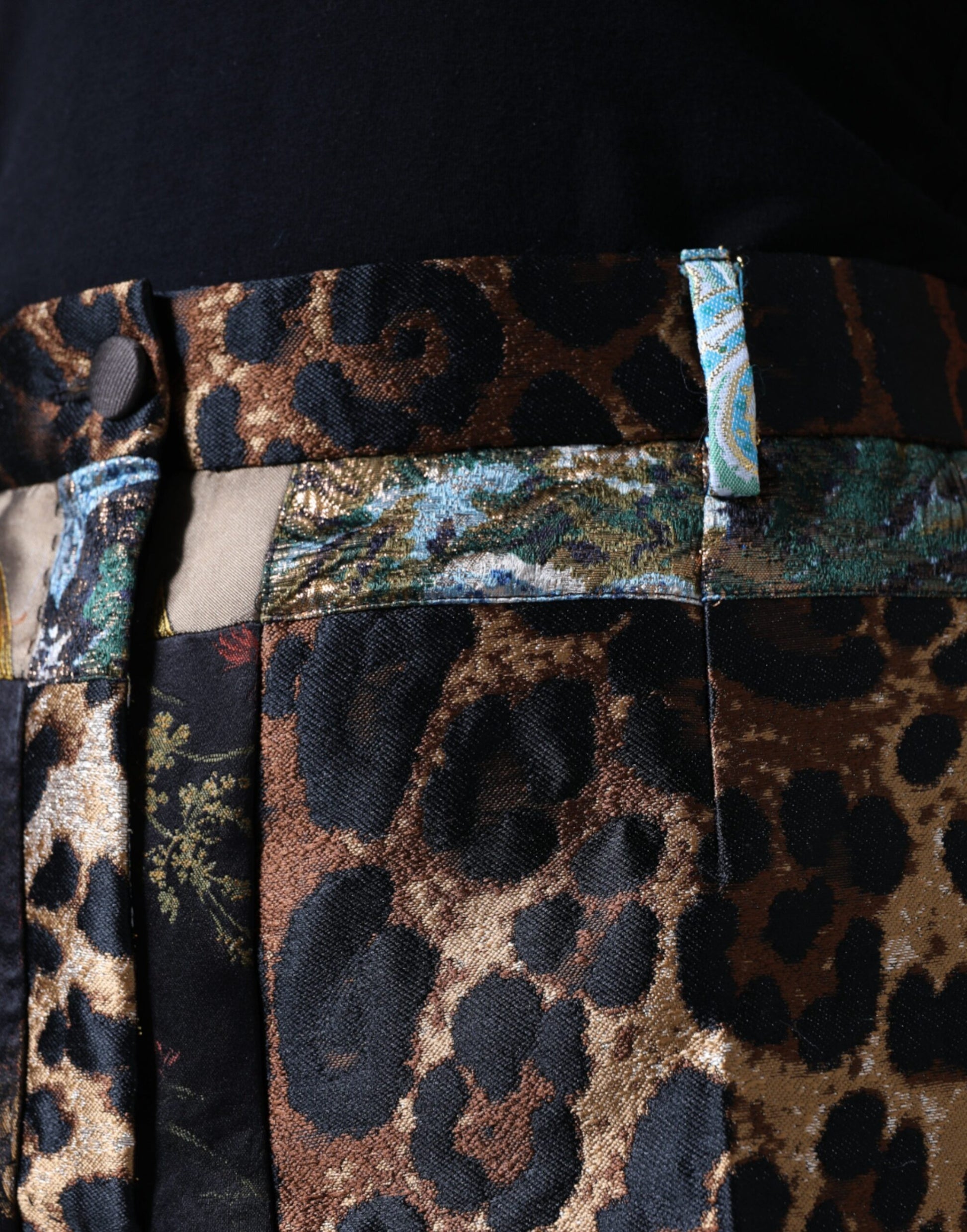 Mehrfarbige Jacquard-Hose mit hoher Taille und Patchwork