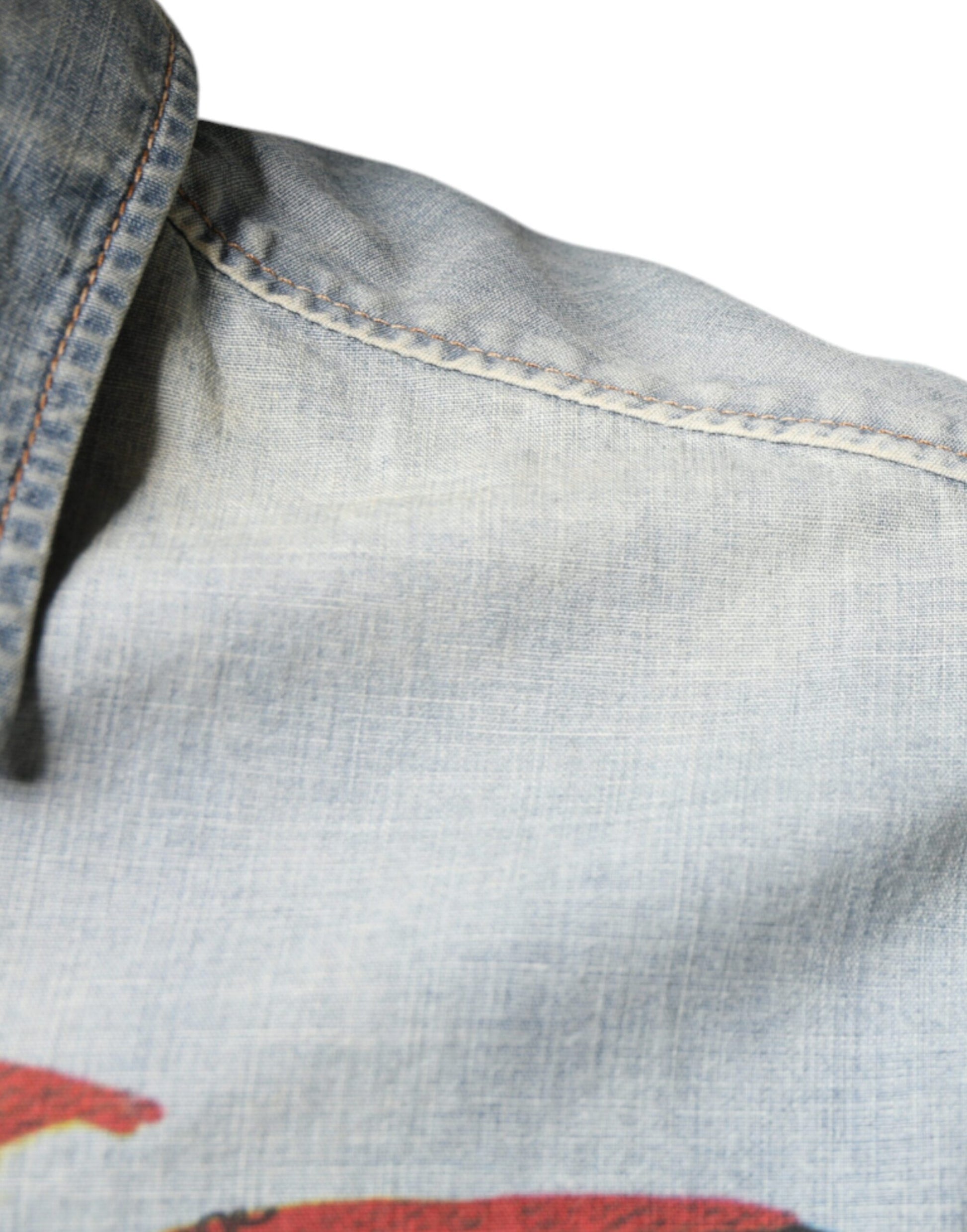 Hellblaues bedrucktes Langarmhemd aus Baumwolldenim