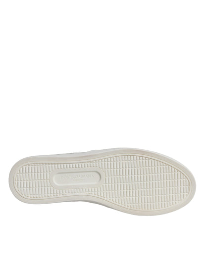 Weiße Slipper aus Leder mit Schnürung