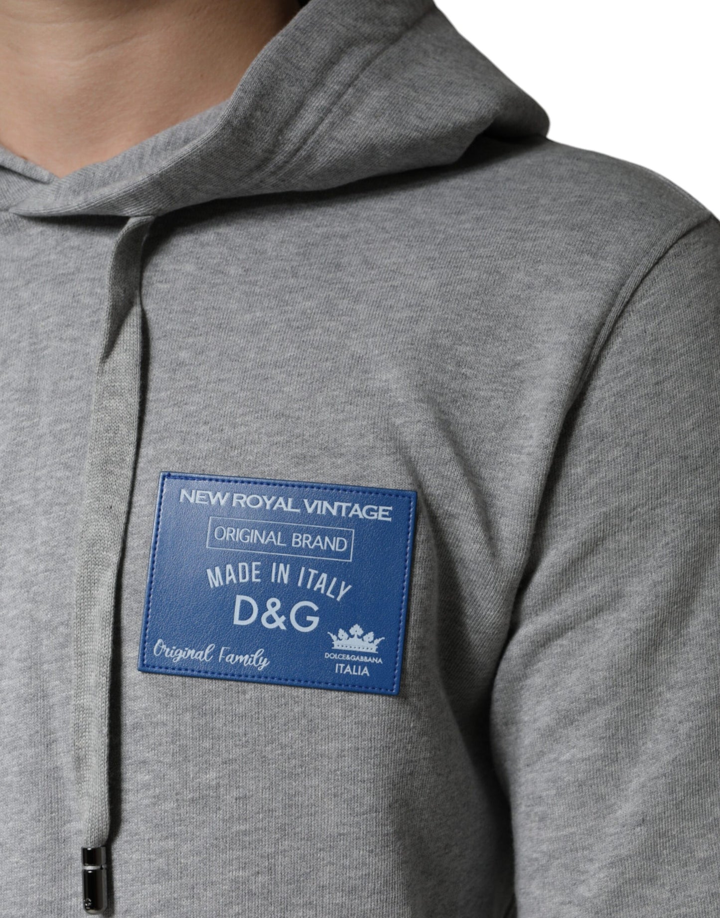 Graues Sweatshirt mit Kapuze und Logo aus Baumwolle