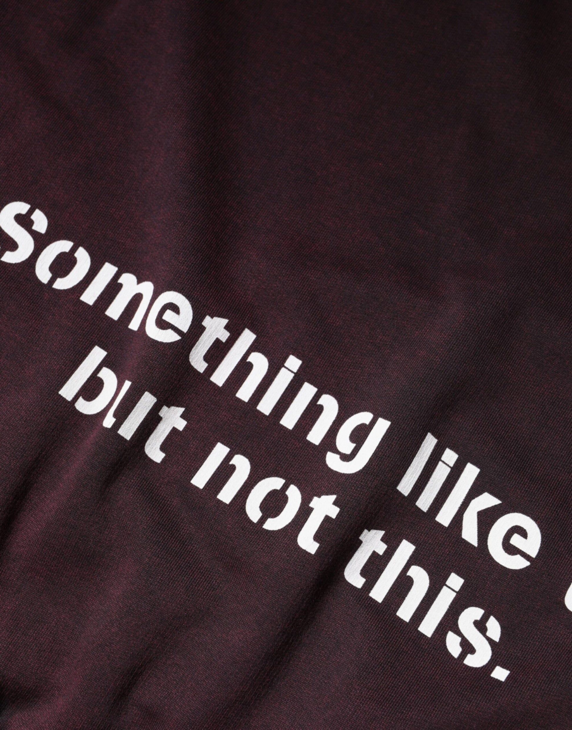 Kastanienbraunes Sweatshirt mit Rundhalsausschnitt und Logo für Herren